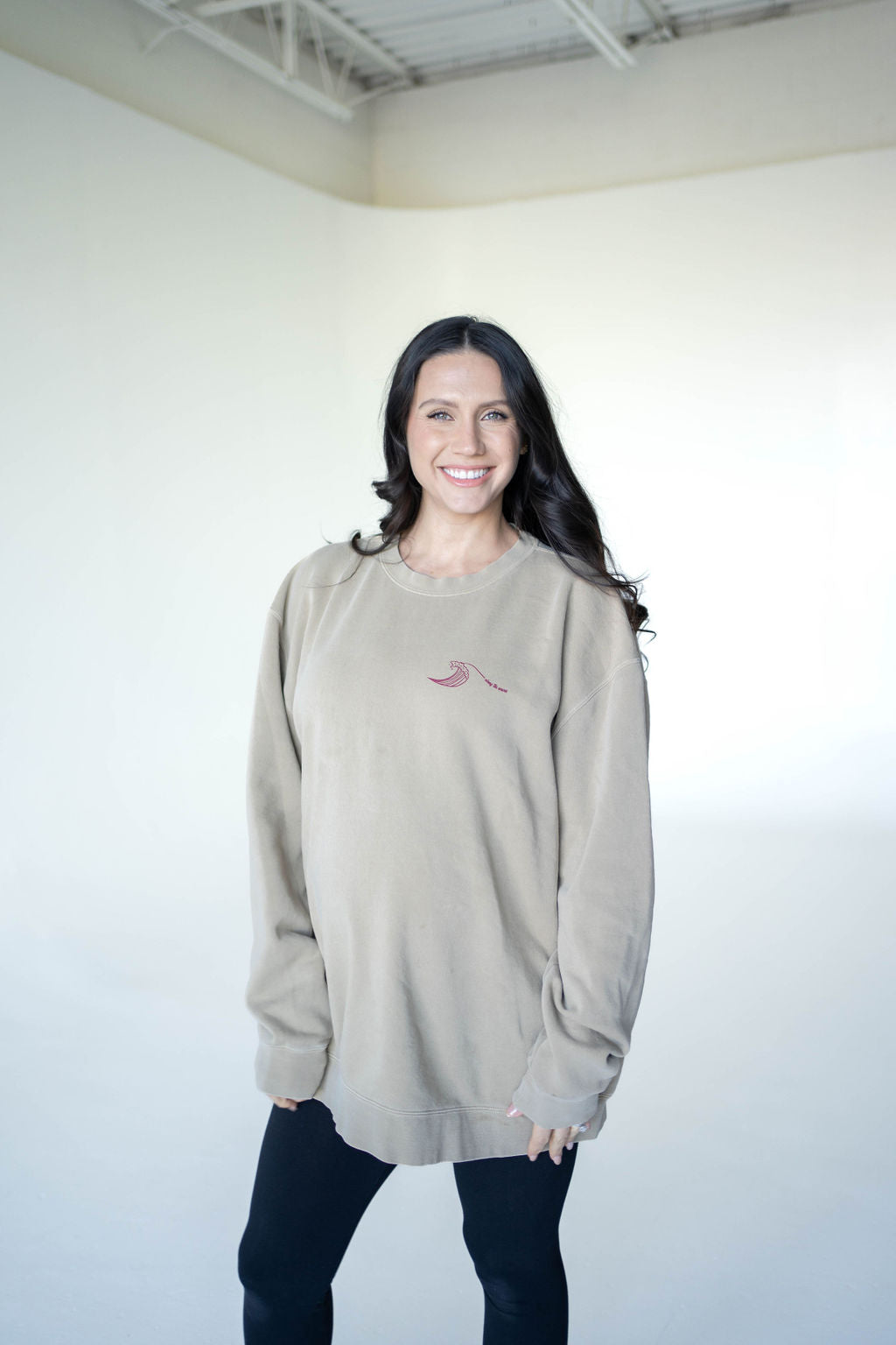 Along the Waves Crewneck - Sand