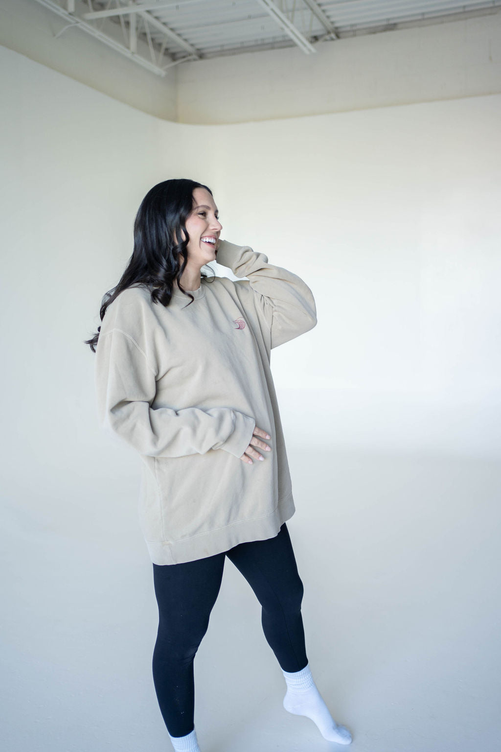 Along the Waves Crewneck - Sand