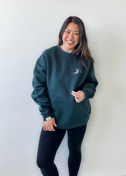 Along the Waves Lounge Crewneck - Evergreen