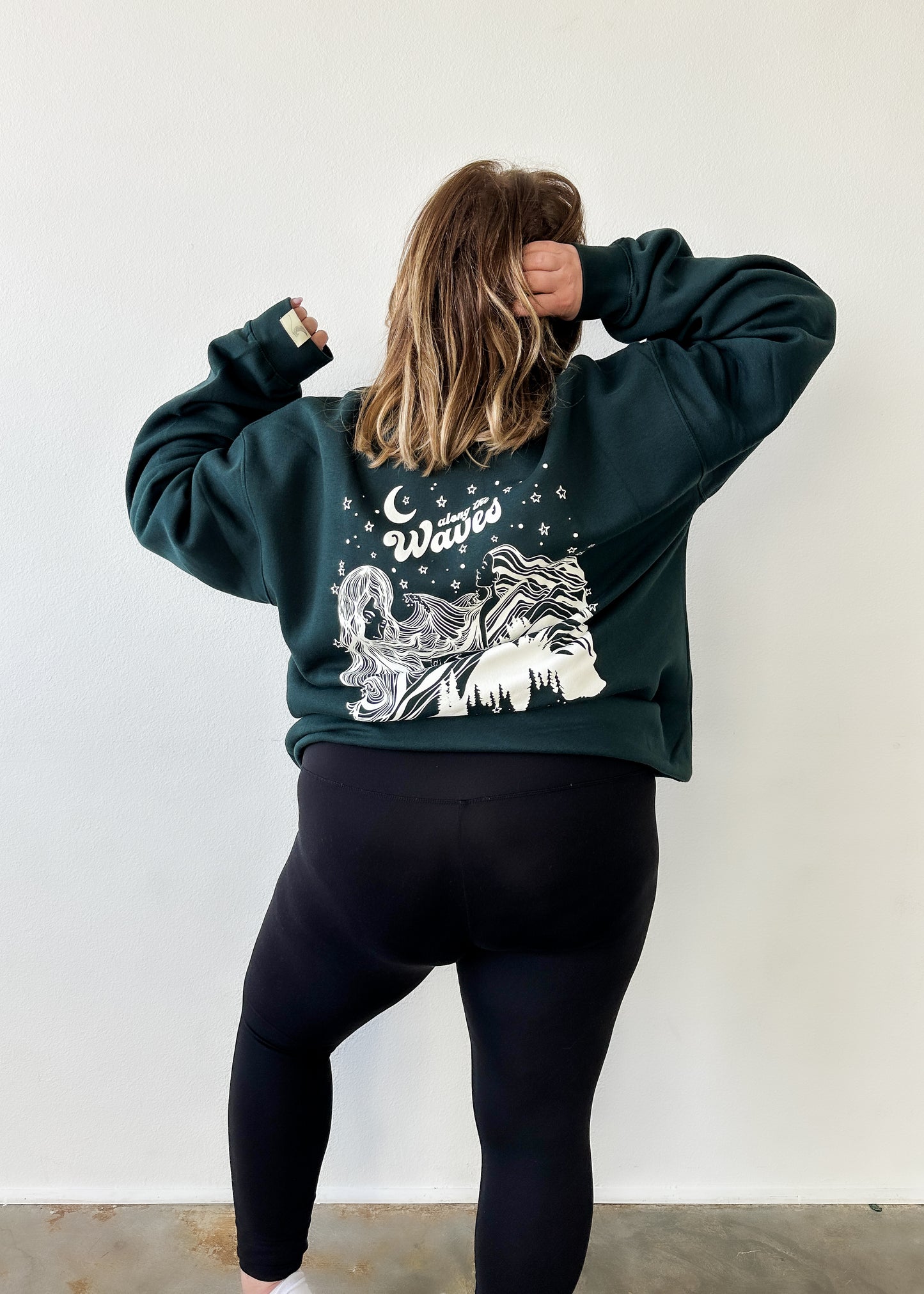 Along the Waves Lounge Crewneck - Evergreen