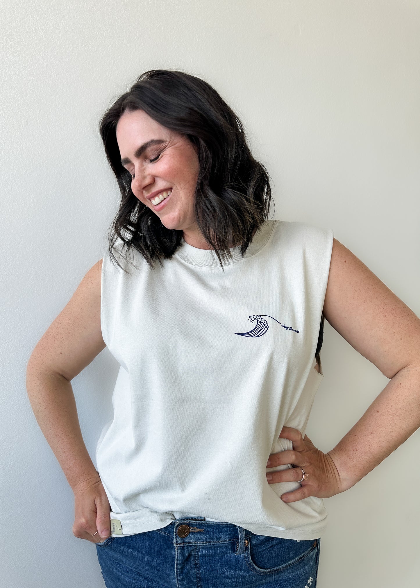 Along the Waves Band Tank